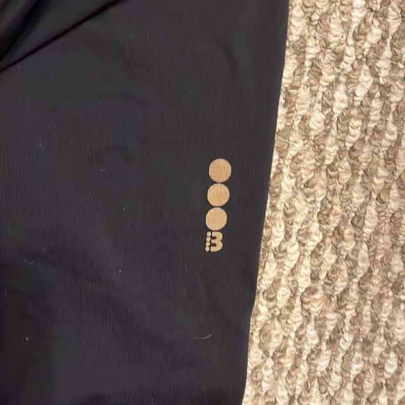 brand new high waisted bench leggings - Picture 2 of 3